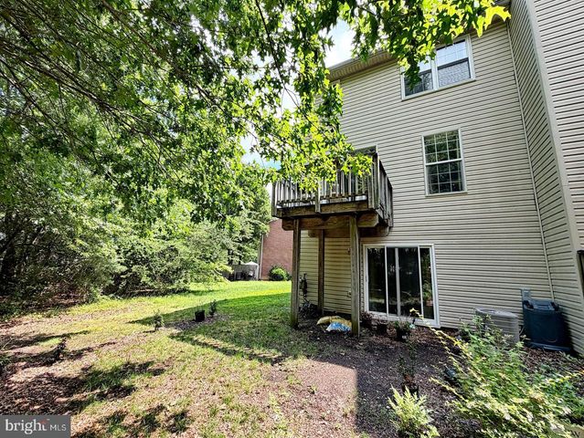 10186 TREE FROG PL, White Plains, MD 20695