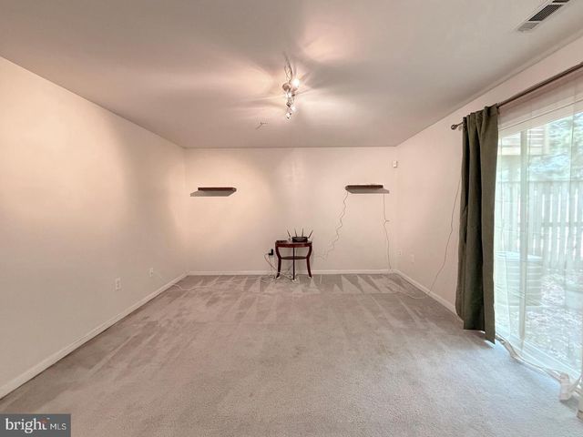 10186 TREE FROG PL, White Plains, MD 20695