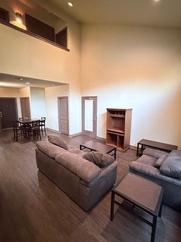 2410 S 2nd Street 1058, Waco, TX 76706