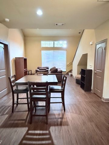 2410 S 2nd Street 1058, Waco, TX 76706