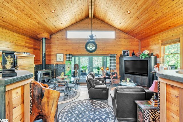 214 Raven Cliff Road, Cleveland, SC 29635