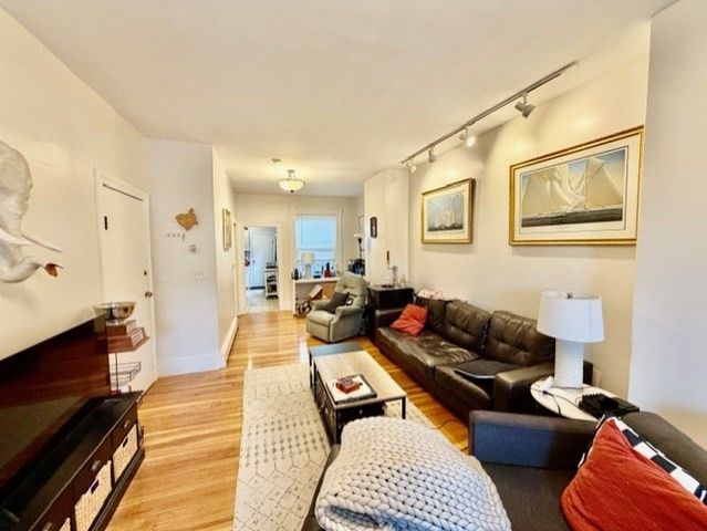 83 High 2, Boston, MA 02129