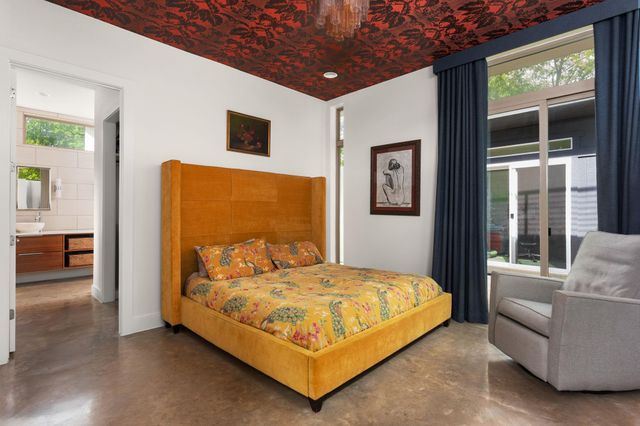 1132 Salina ST, Austin, TX 78702