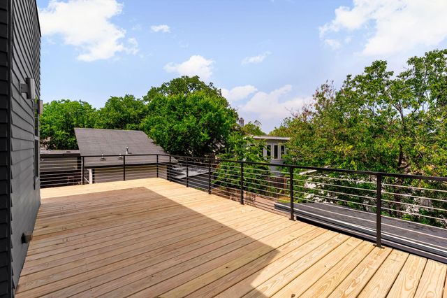 1132 Salina ST, Austin, TX 78702
