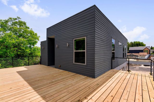 1132 Salina ST, Austin, TX 78702