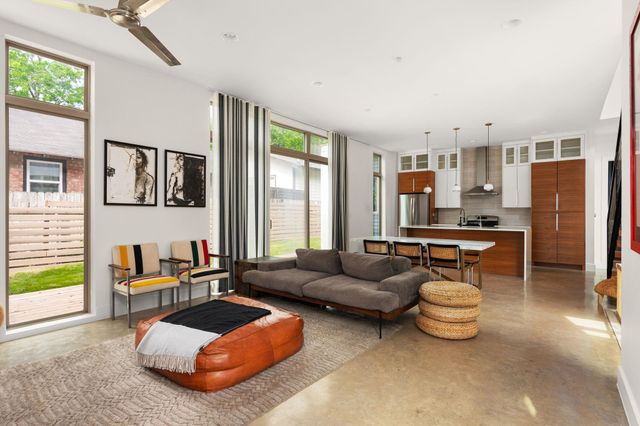 1132 Salina ST, Austin, TX 78702