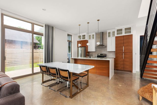 1132 Salina ST, Austin, TX 78702