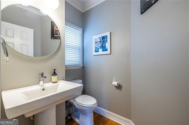 2454 Vivian Circle, Decatur, GA 30030