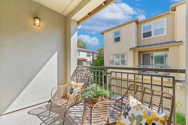 595 San Rivera Terrace, Sunnyvale, CA 94085