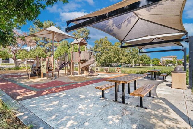 595 San Rivera Terrace, Sunnyvale, CA 94085