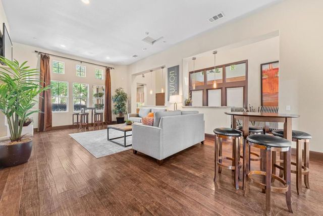 595 San Rivera Terrace, Sunnyvale, CA 94085