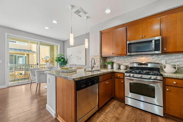 595 San Rivera Terrace, Sunnyvale, CA 94085