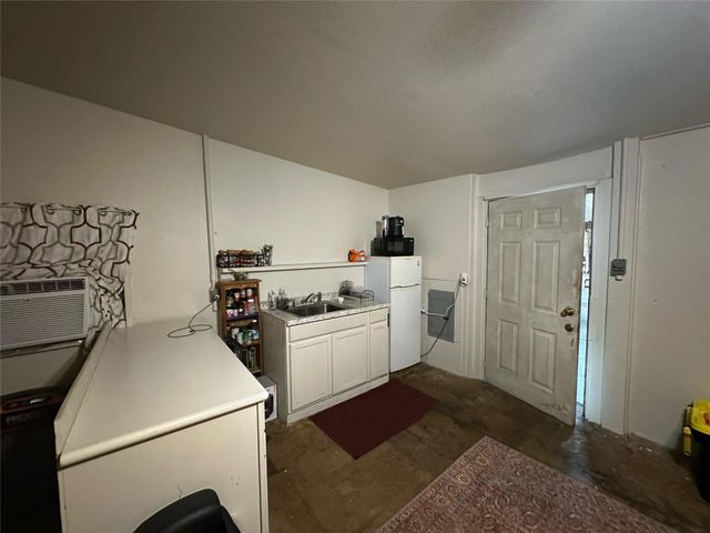 2710 Flowers Street, Pasadena, TX 77503