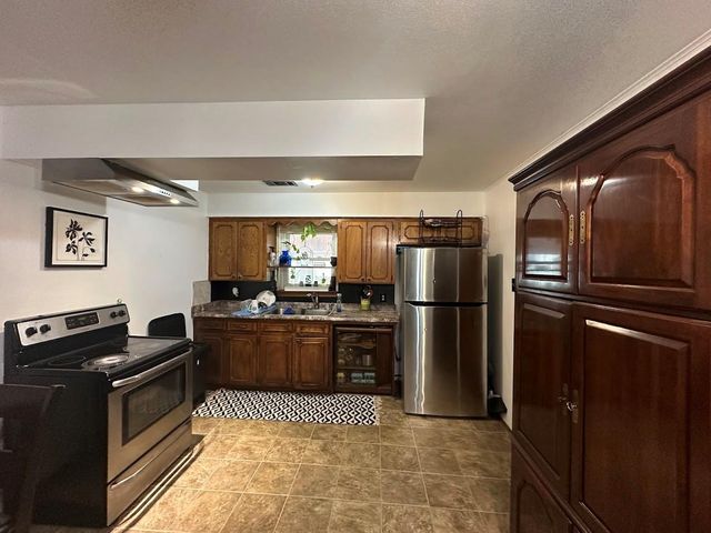 2710 Flowers Street, Pasadena, TX 77503