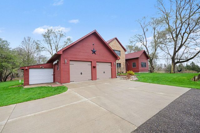 3463 N Lake Pleasant Road, Attica, MI 48412