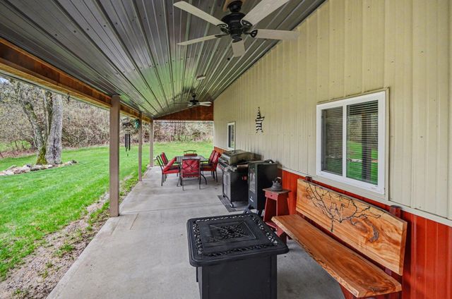 3463 N Lake Pleasant Road, Attica, MI 48412