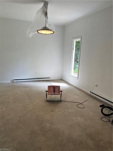 159 Circle Drive, Thomasville, NC 27360