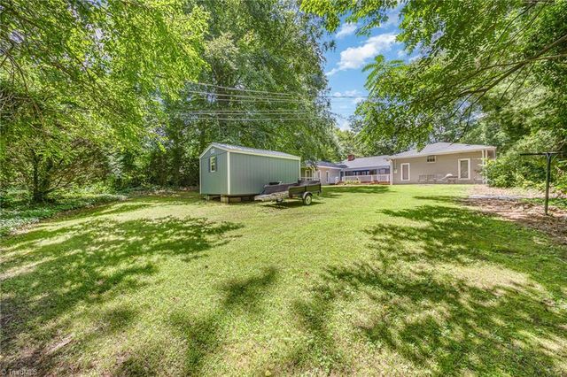 159 Circle Drive, Thomasville, NC 27360