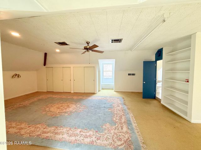 320 Duperier Avenue, New Iberia, LA 70563