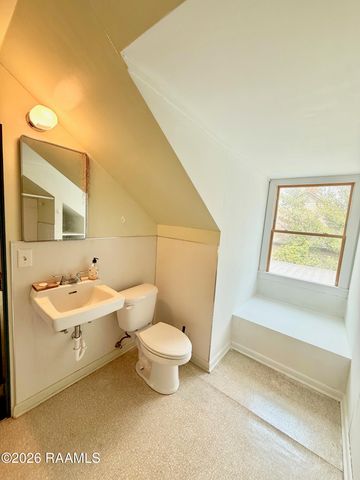 320 Duperier Avenue, New Iberia, LA 70563