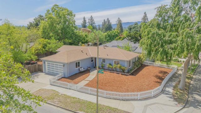 2008 Kentucky Street, Redwood City, CA 94061