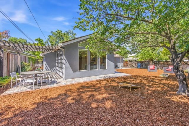 2008 Kentucky Street, Redwood City, CA 94061