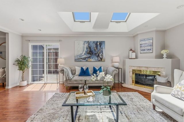 2008 Kentucky Street, Redwood City, CA 94061