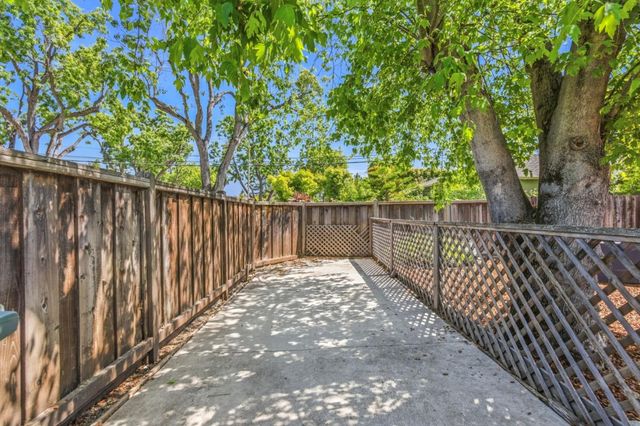 2008 Kentucky Street, Redwood City, CA 94061