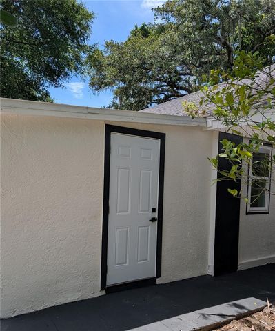 8206 N 19TH STREET, Tampa, FL 33604