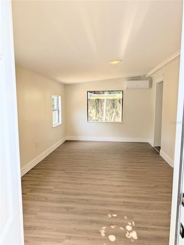 8206 N 19TH STREET, Tampa, FL 33604