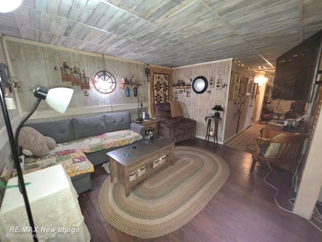 7469 Highland Drive, Moffatt Twp, MI 48610