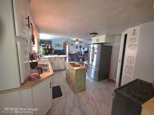 7469 Highland Drive, Moffatt Twp, MI 48610