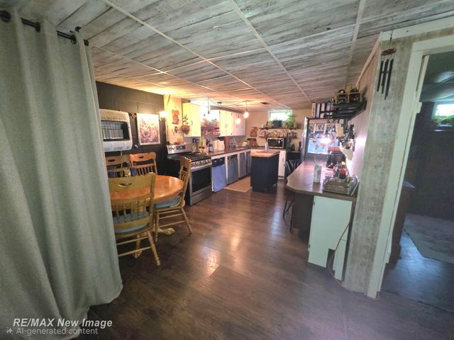 7469 Highland Drive, Moffatt Twp, MI 48610