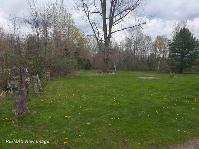 7469 Highland Drive, Moffatt Twp, MI 48610