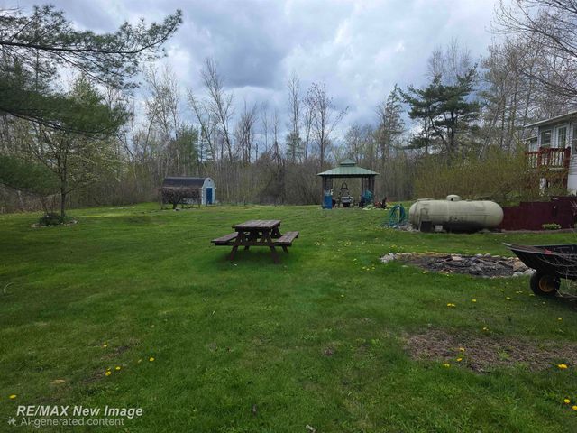 7469 Highland Drive, Moffatt Twp, MI 48610