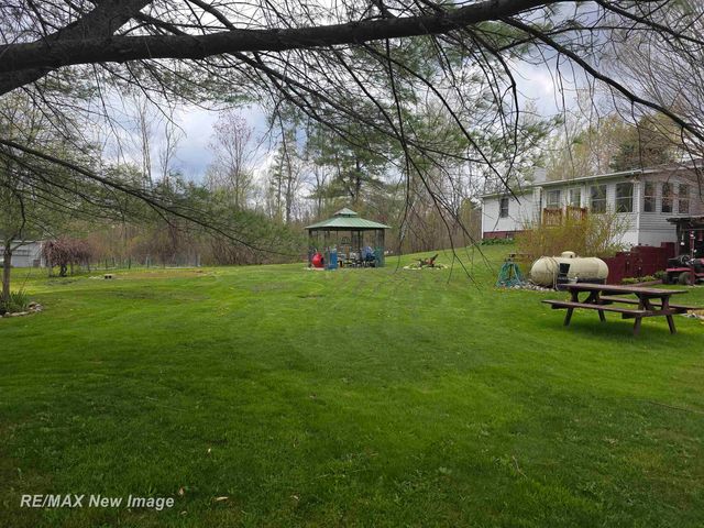7469 Highland Drive, Moffatt Twp, MI 48610