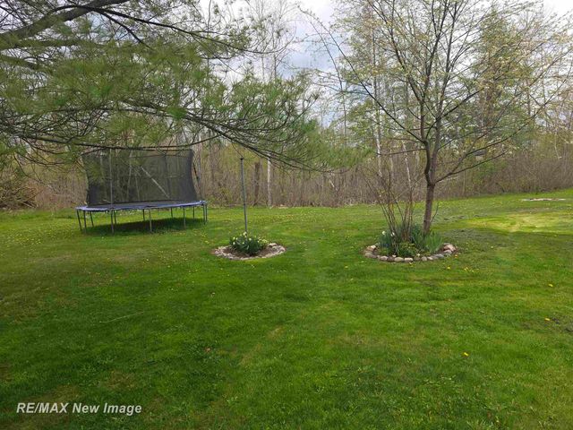 7469 Highland Drive, Moffatt Twp, MI 48610