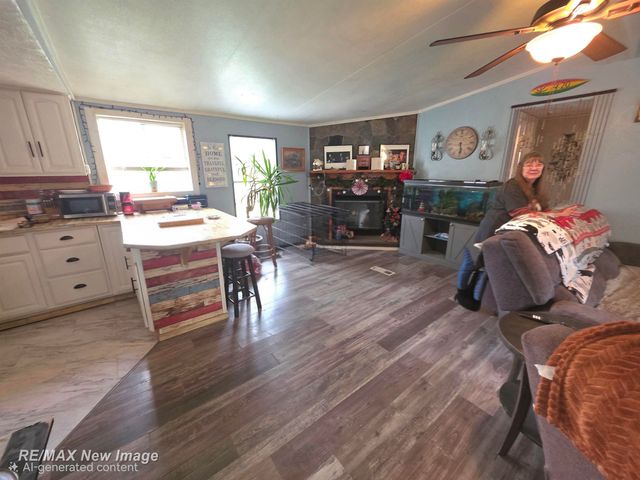 7469 Highland Drive, Moffatt Twp, MI 48610