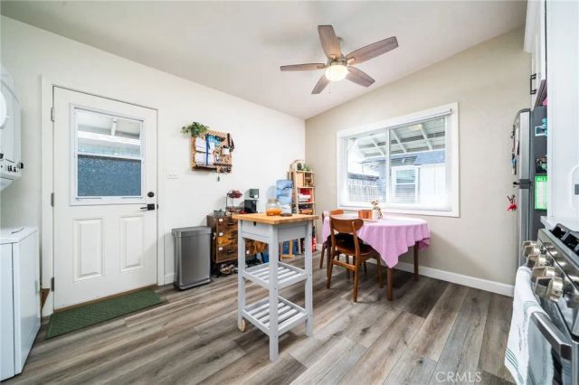 124 N Vista Bonita Avenue, Glendora, CA 91741