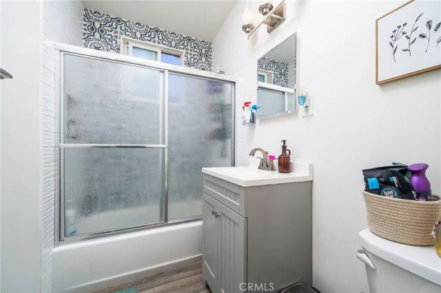 124 N Vista Bonita Avenue, Glendora, CA 91741