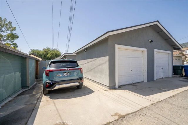 124 N Vista Bonita Avenue, Glendora, CA 91741