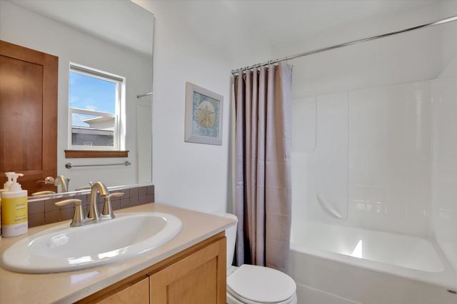 1827 W Bridge Ave, Spokane, WA 99201