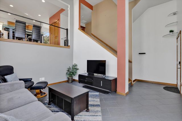 1827 W Bridge Ave, Spokane, WA 99201