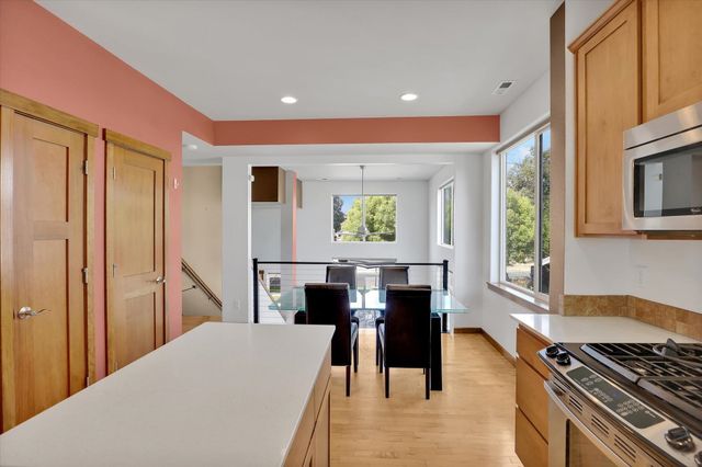 1827 W Bridge Ave, Spokane, WA 99201