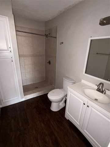 1206 Brook Hill Lane, Arlington, TX 76014