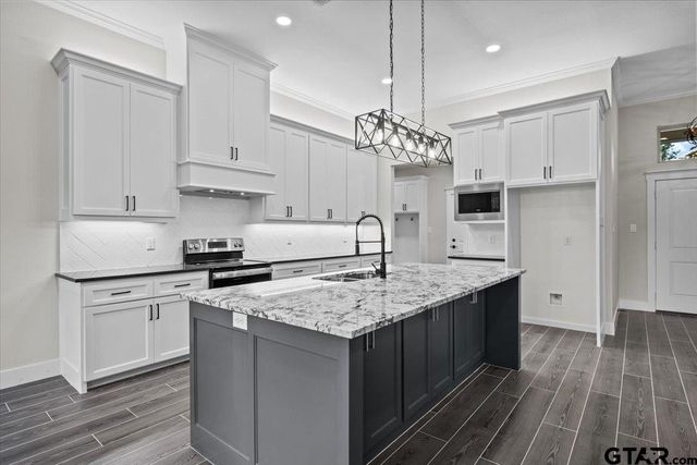 13375 Dustin Road, Troup, TX 75789
