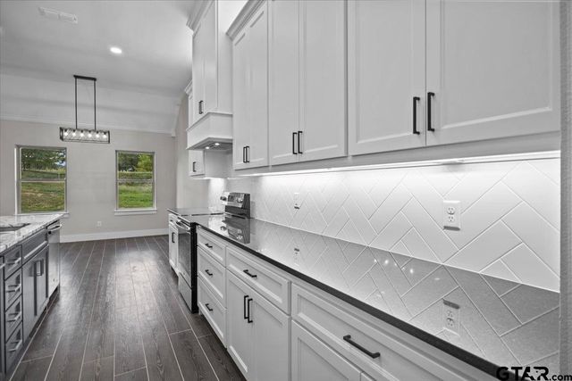 13375 Dustin Road, Troup, TX 75789