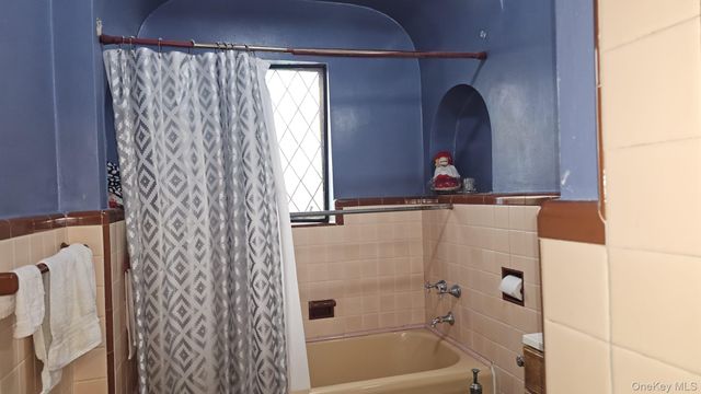 8415 25th Avenue, East Elmhurst, NY 11370