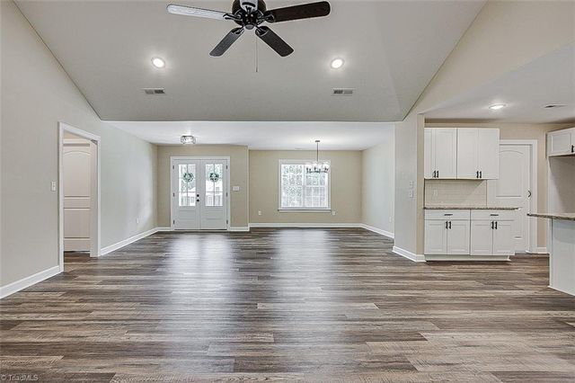 4800 Edinborough Road, Greensboro, NC 27406