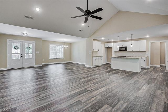 4800 Edinborough Road, Greensboro, NC 27406